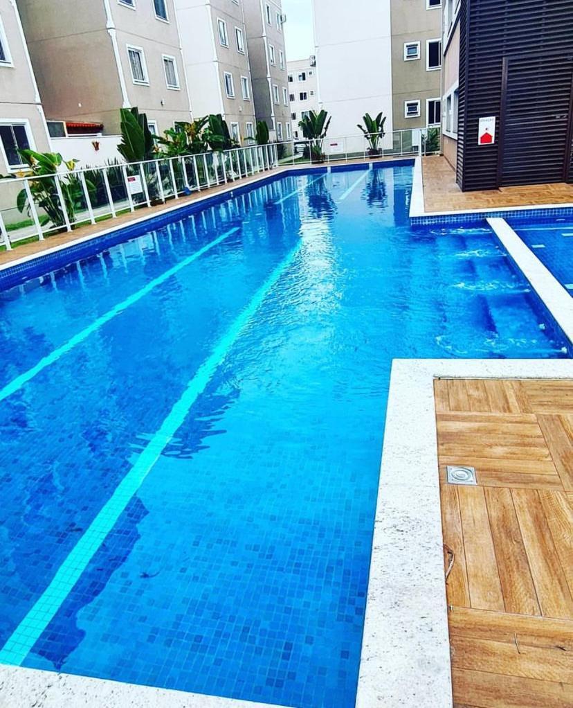 Inteiro 2 Quartos Com Piscina *
